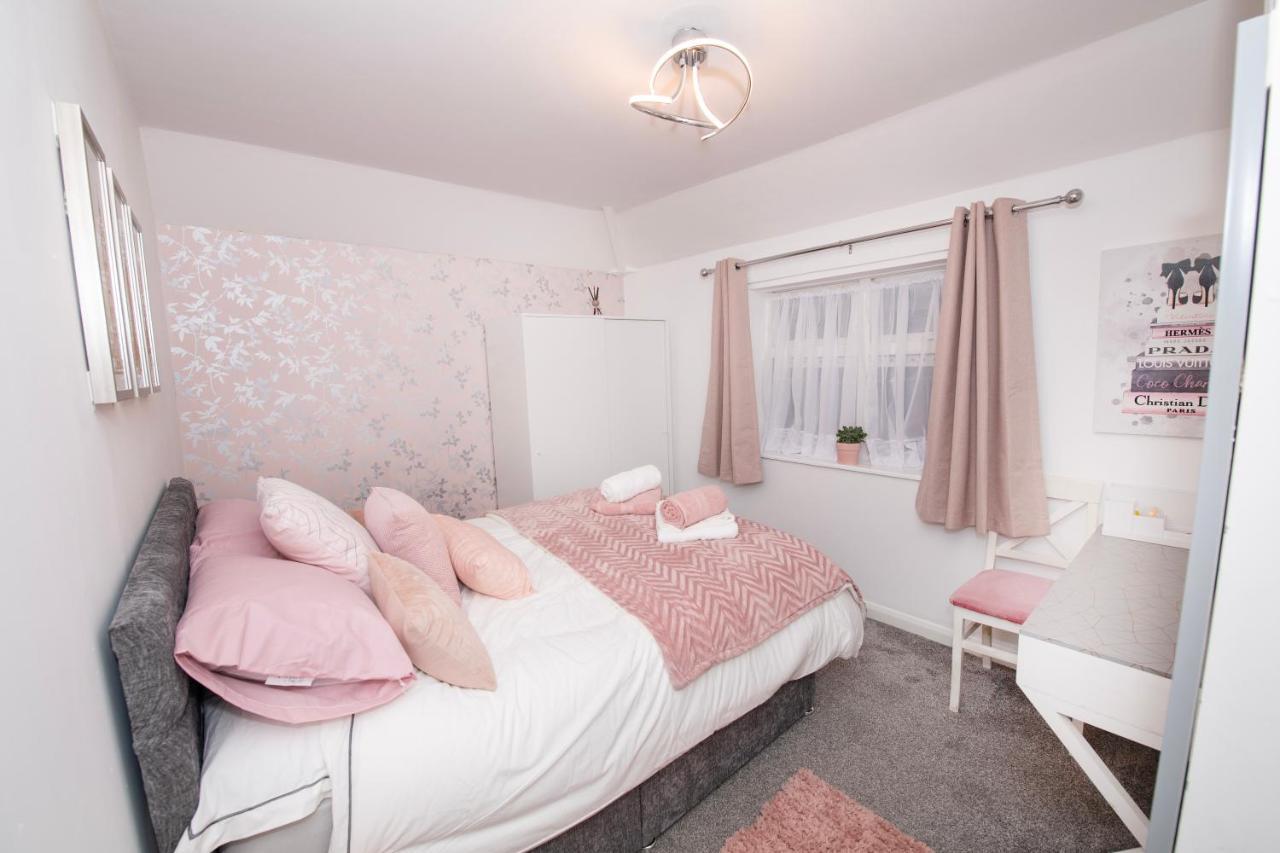 Emmadale Central Bridlington Sleeps 7-8 Exterior photo