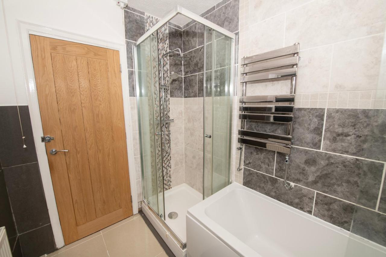 Emmadale Central Bridlington Sleeps 7-8 Exterior photo